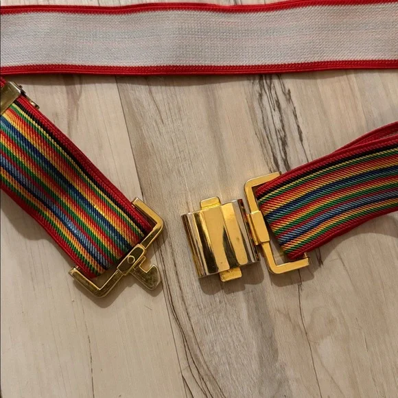 Vtg Gold-Tone Red Multi-Stripe Elastic Waist Belt, Sz Sm/Med - Picture 6 of 7